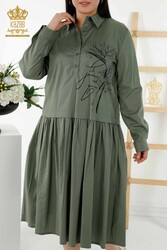 Kleid aus Baumwoll-Lycra-Stoff, Knopfdetaillierte Damenbekleidung – 20324 | Echtes Textil - Thumbnail