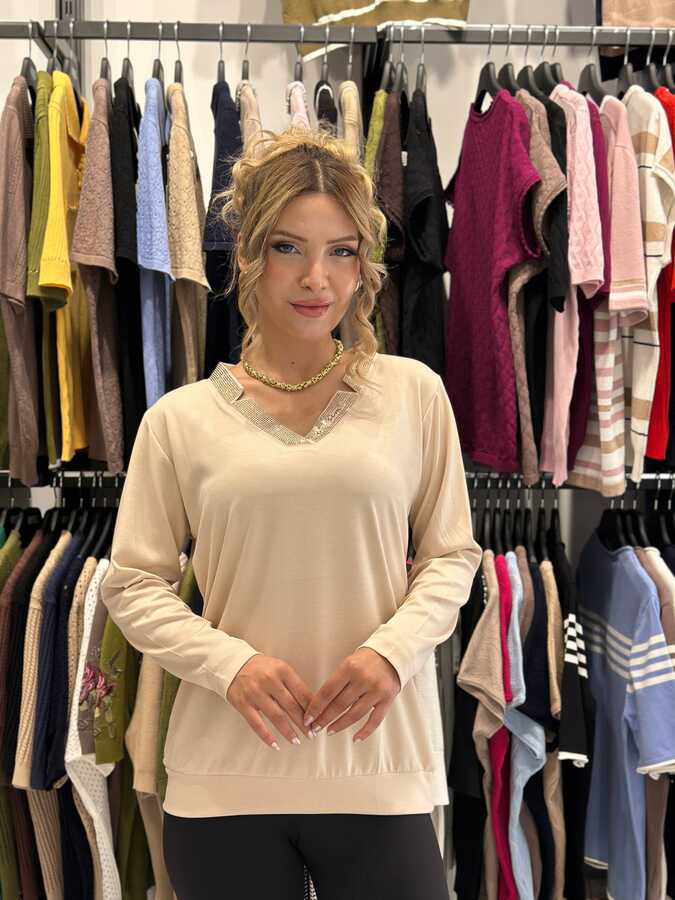  - BLS 2708 Toptan Kadın Bluz Yaka Detaylı