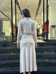 Jersey de punto para mujer al por mayor con cuello polo, color beige claro - 32202 | REEL TRİKO - Thumbnail
