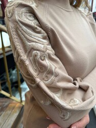 Toptan Kadın Triko Kazak Kol Detaylı Bej - 32126 | REEL TRİKO - Thumbnail