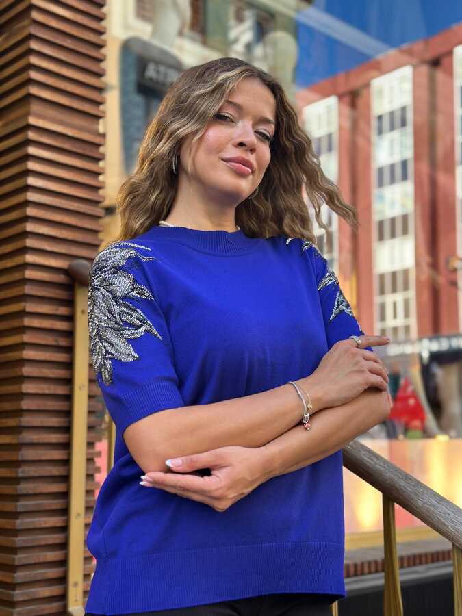 Reel Triko - Toptan Kadın Triko Kazak Kristal Taş İşlemeli Saks - 31679 | REEL TRİKO