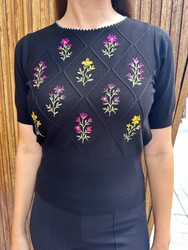 Wholesale Women's Knitted Sweater Colorful Floral Embroidery, Black - 32567 | REEL TRİKO - Thumbnail