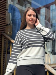 Wholesale Women's Knitted Sweater Colorful Striped Grey - 32802 | REEL TRİKO - Thumbnail