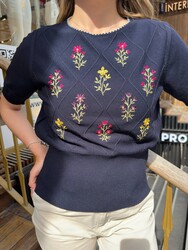 Wholesale Women's Knitted Sweater with Floral Embroidery, Navy Blue - 32567 | REEL TRİKO 1993 - Thumbnail