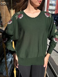 Wholesale Women's Knitted Sweater Floral Embroidery, Green - 32393 | REEL TRİKO - Thumbnail