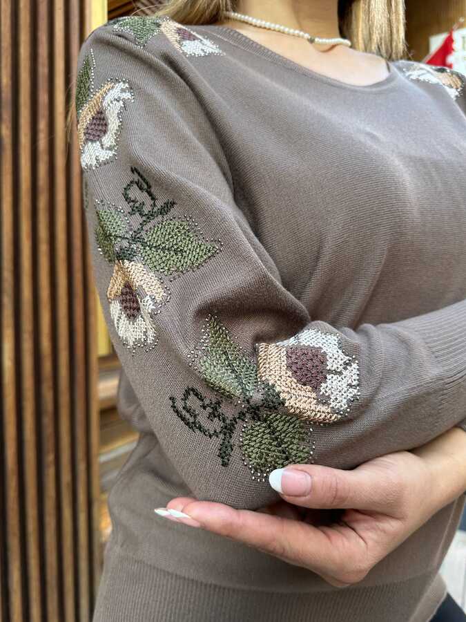 Wholesale Women's Knitted Sweater Floral Embroidery, Mink Color - 32393 | REEL TRİKO - 3