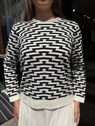 Wholesale Women's Knitted Sweaters - Gradient - Black - 31195 | REEL TRİKO - Thumbnail