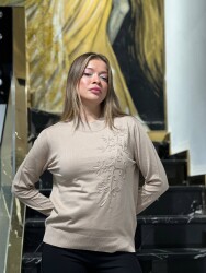 Wholesale Women’s Knit Sweater - Embroidered - Beige - 32852 | REEL TRİKO - 1