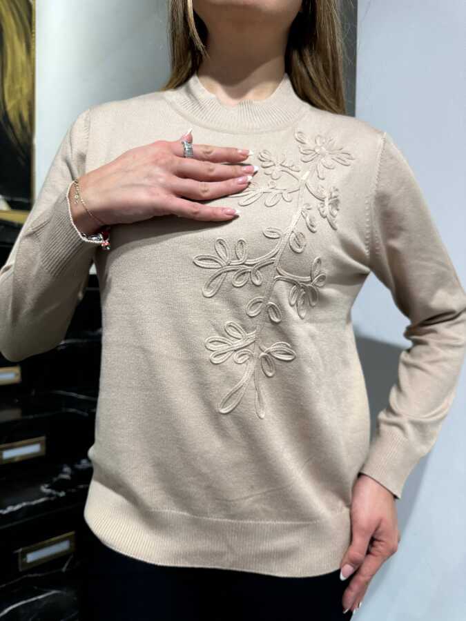 Wholesale Women’s Knit Sweater - Embroidered - Beige - 32852 | REEL TRİKO - 2